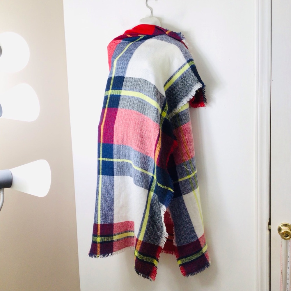 Le Luxe Colorful Plaid Blanket Scarf